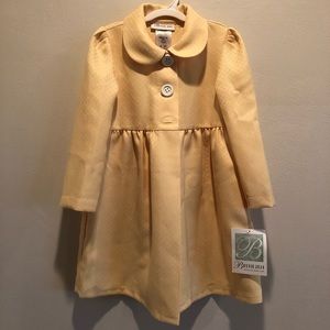 Yellow coat